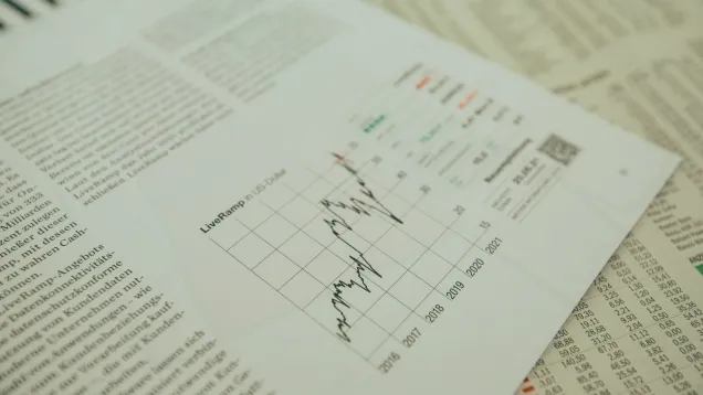 写真:調査資料
